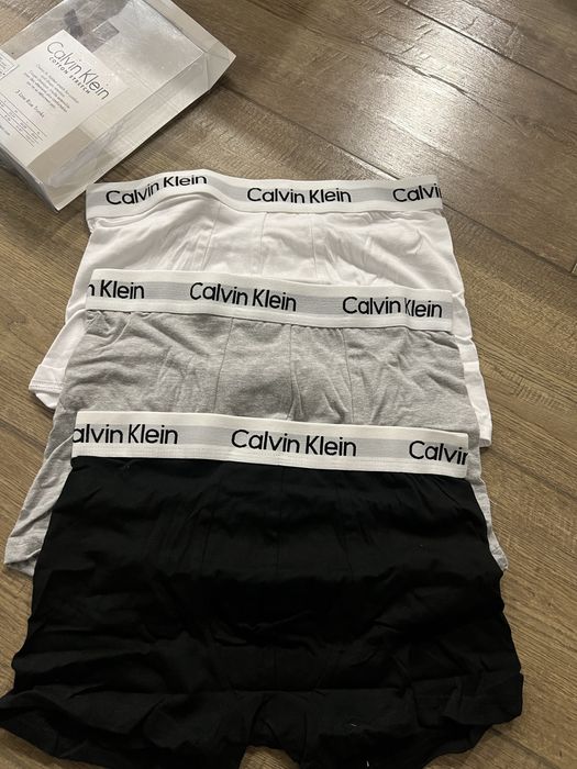 Nowe bokserki Calvin rozm. M wielokolorowe