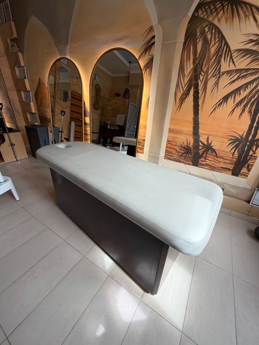 Łóżko do masażu stół i leżanka do spa