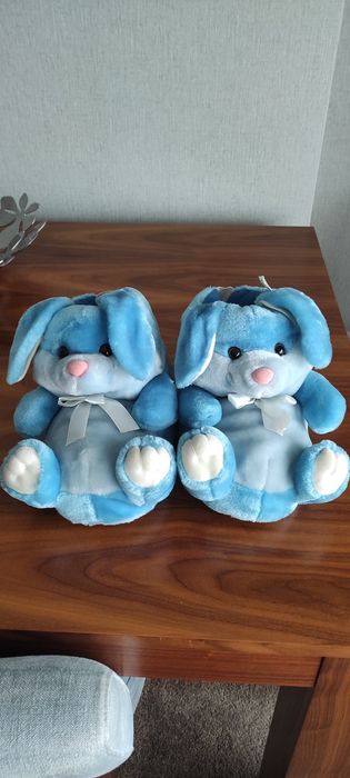 Rabbit-shaped slippers