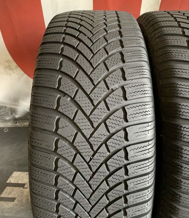 235 65 18 bridgstone blizzak зима 2 штуки протектор 75%
