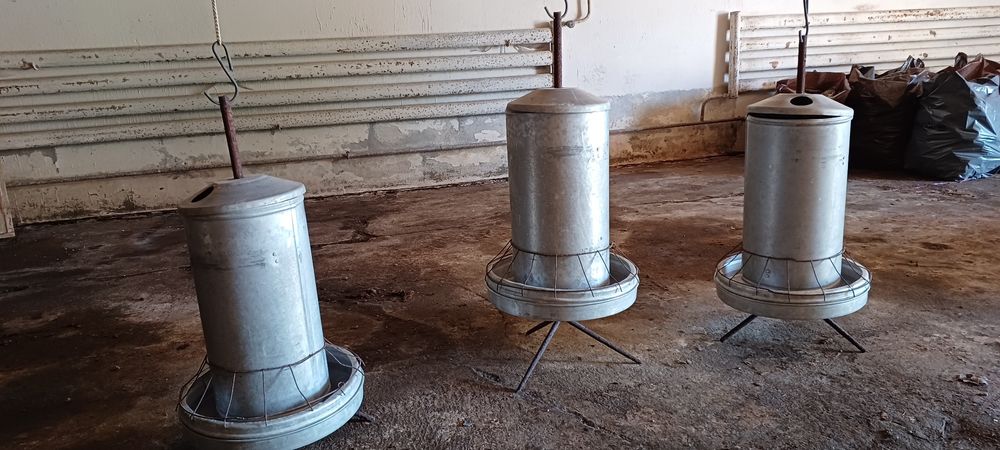 Karmidła aluminiowe dla drobiu duże