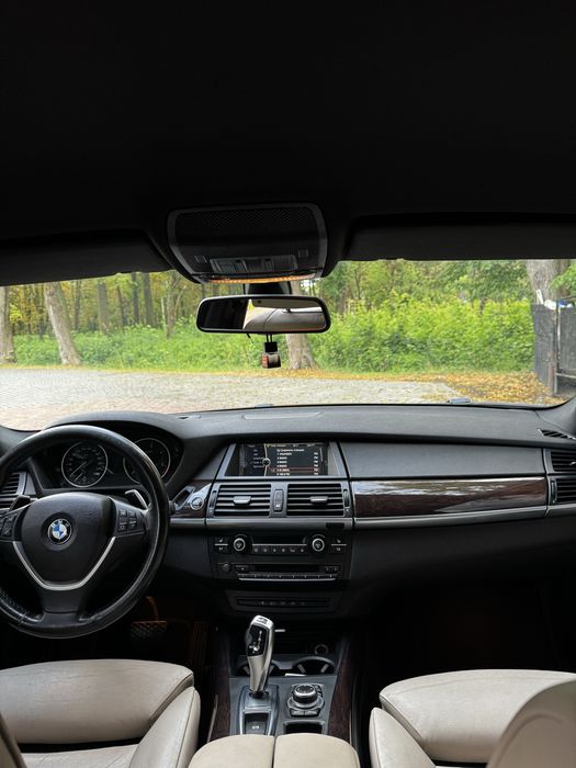 Продам BMW X5 E70 40d