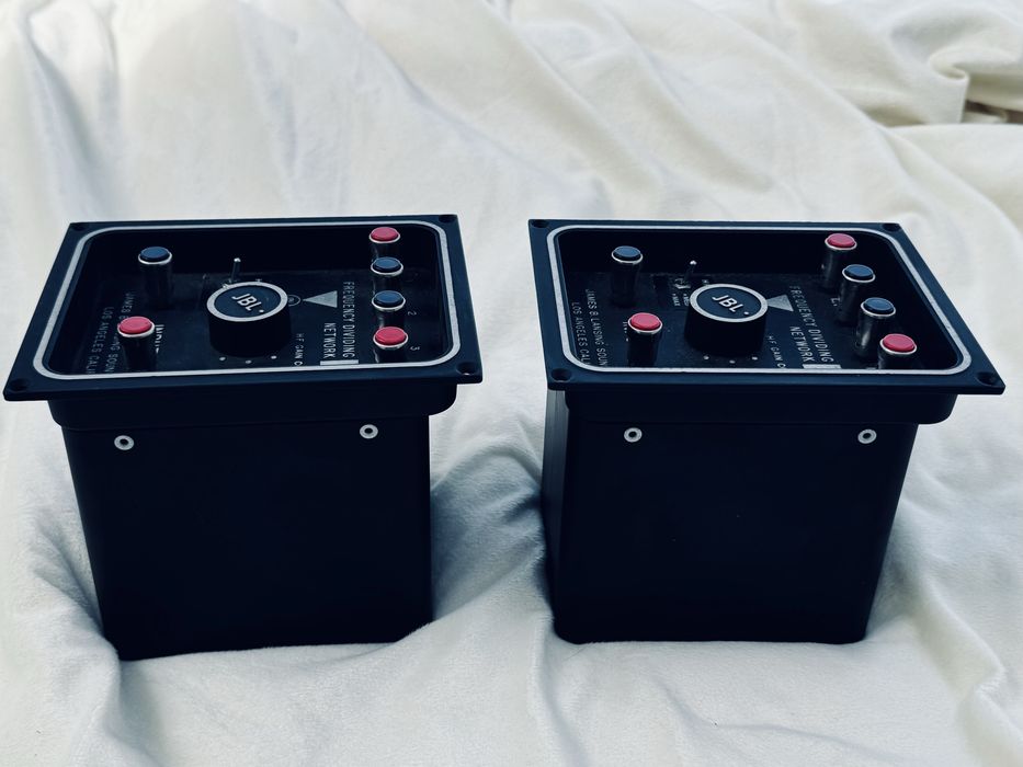 JBL 3120a crossover Divider network