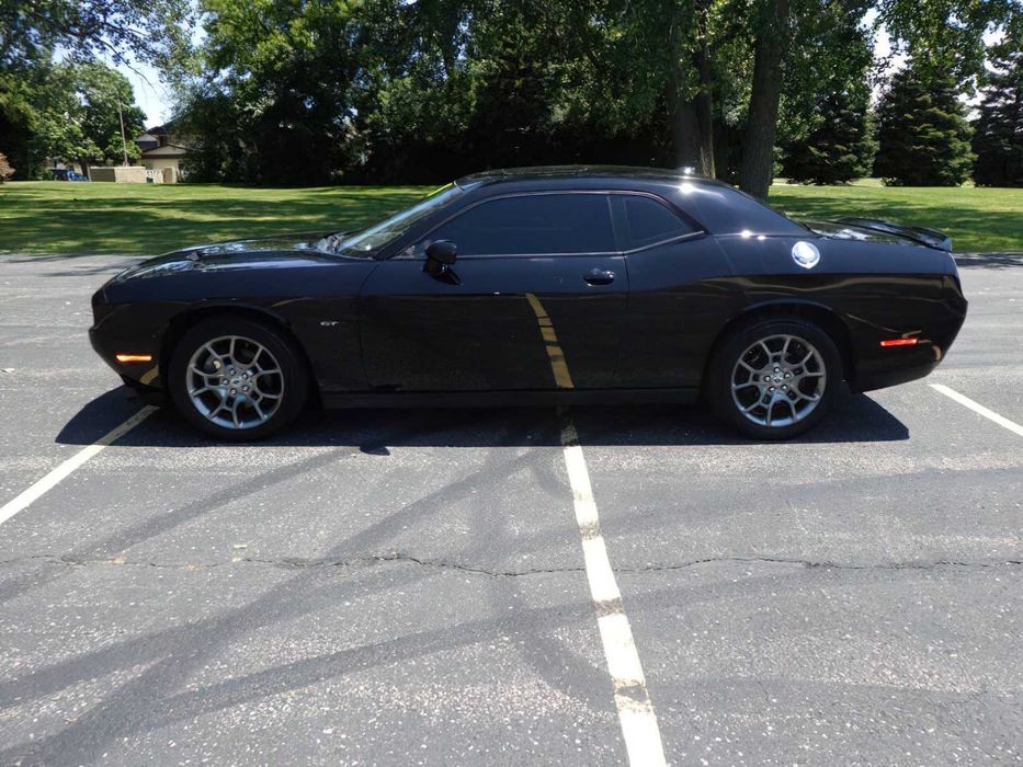Dodge Challenger GT      2017