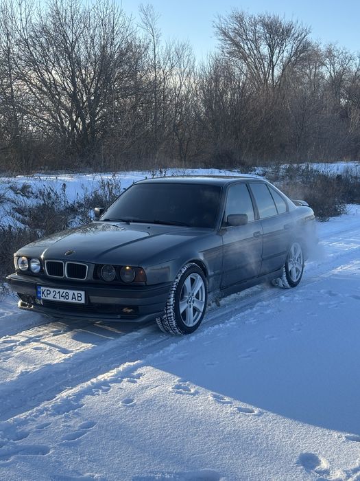 СРОЧНО Продам BMW e34 3.0 бенз