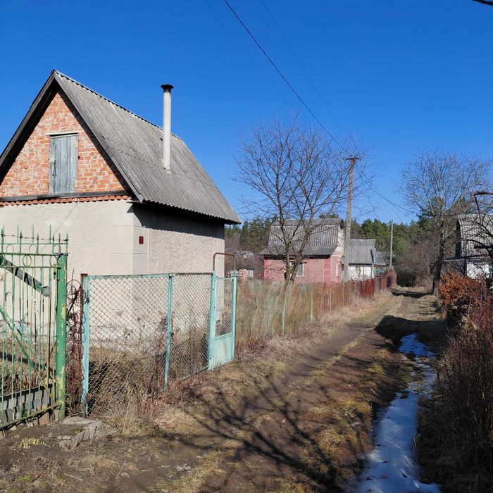 Продаж двох дачних ділянок в передмісті Чернігова