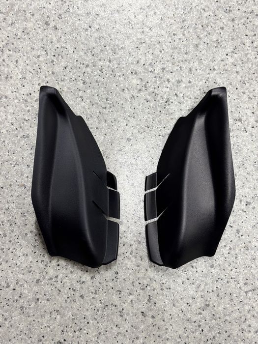 Упор концевика концевик на капоте  Jeep Compass 2017+