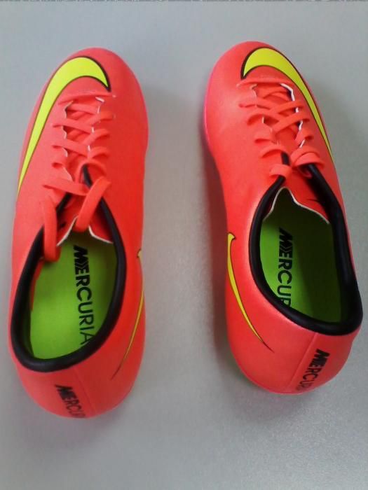 Sapatilhas FUTSAL Nike Mercurial Victory nº 42,5 - novas
