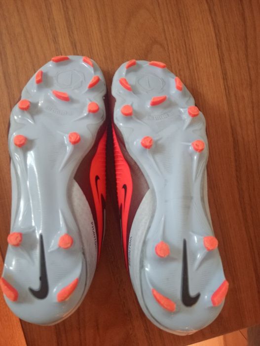 Chuteiras Nike Phanton 37.5 modelo elite como novas