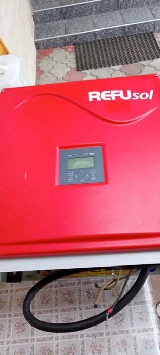Sprzedam falownik Refusol