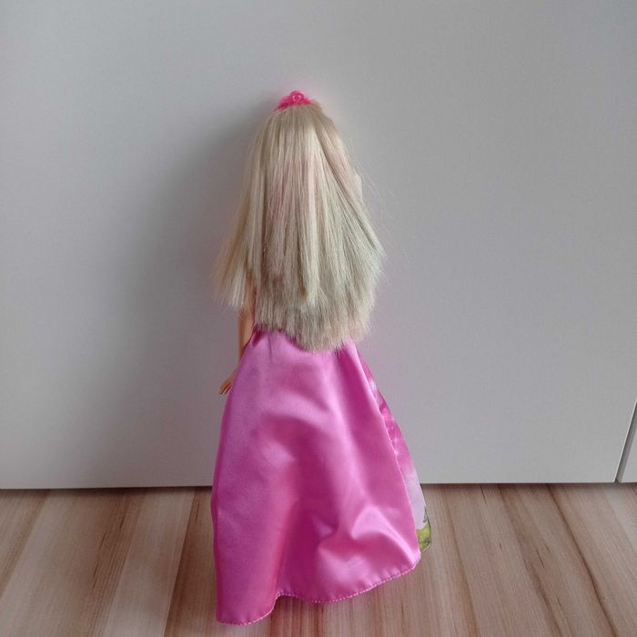 Lalka Barbie, księżniczka
