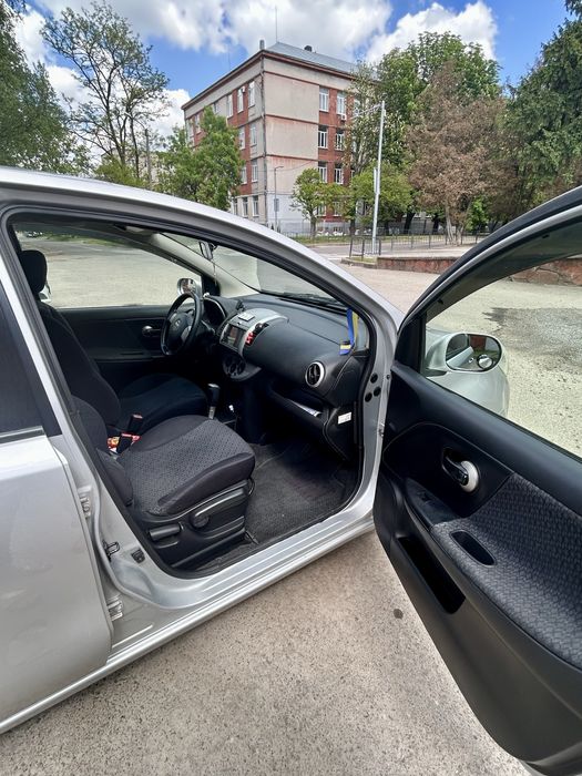 Продаж Nissan Note 2012 рік