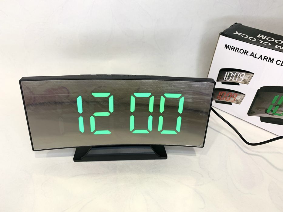 Годинник електронний настільний