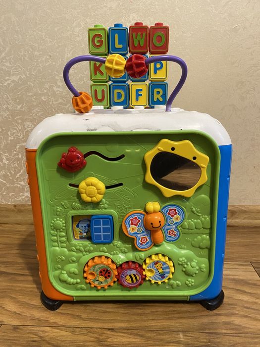 Интерактивнвй большой куб Vtech