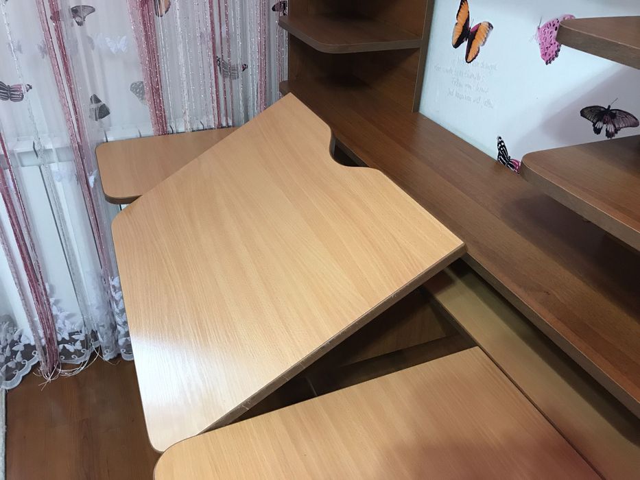 Шкільна парта фабрики Тиса