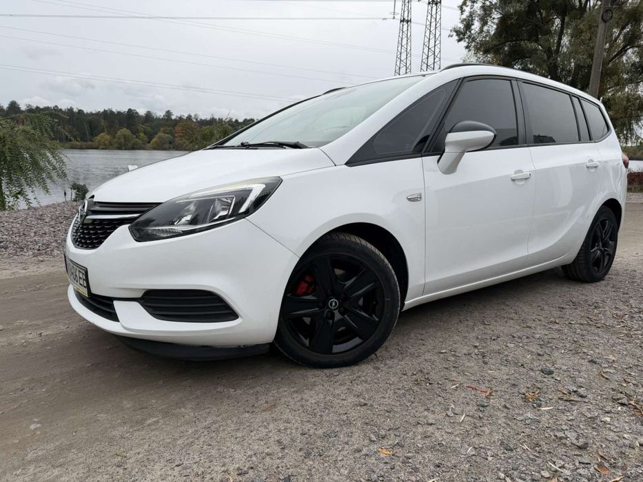 Прода Opel Zafira 2017 2.0d