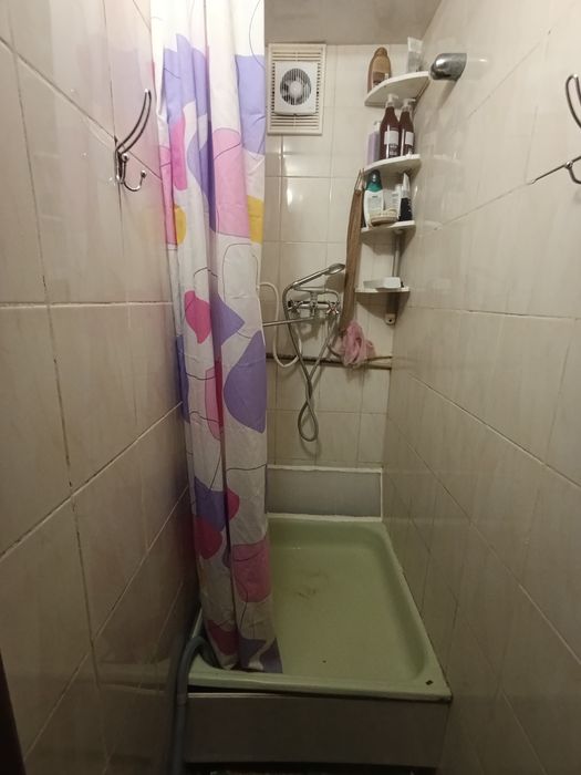 Продам кімнату в районі Круга
