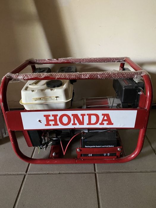 Бензиновый генератор Honda EM7500CXS
бензиновый генератор 

Тип генера