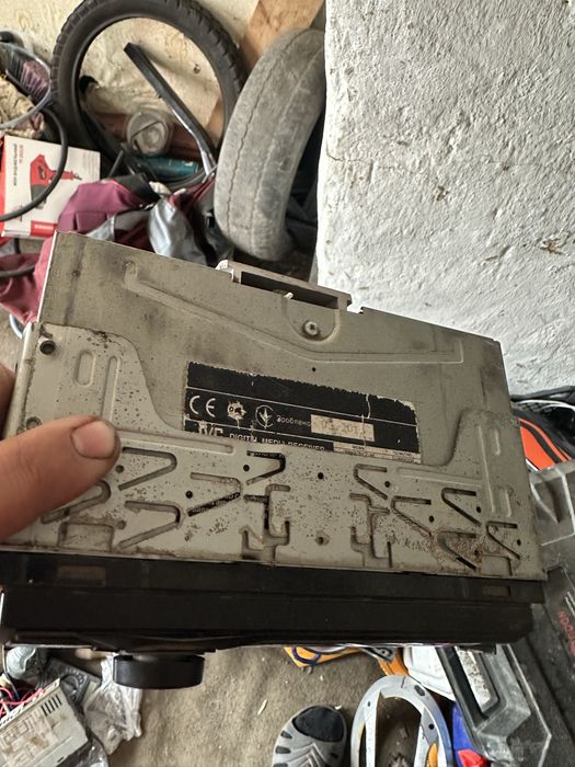 Продам магнітолу JVC KD-X100