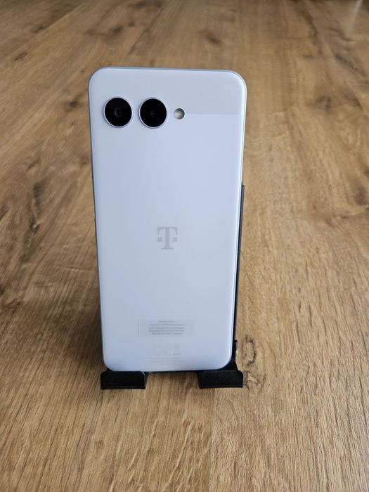 Telefon T Phone 3 6GB/128GB nowy