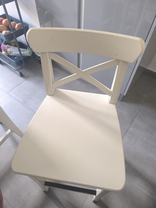 Cadeiras Altas Brancas