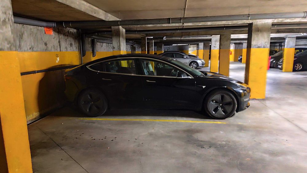 Lugar de garagem e ou arrumos em Alfena