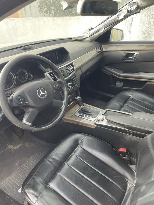 Mercedes-Benz E250 w212