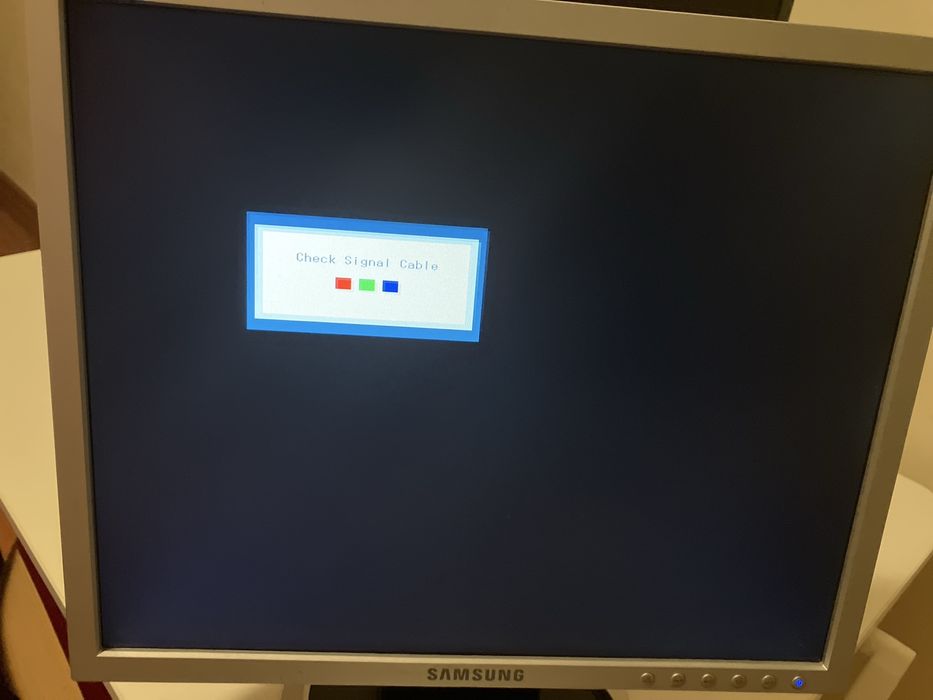 Monitor Samsung Sync Master 740 N64752187353474124