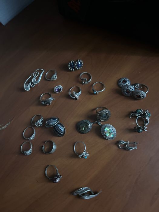 Срібні прикраси