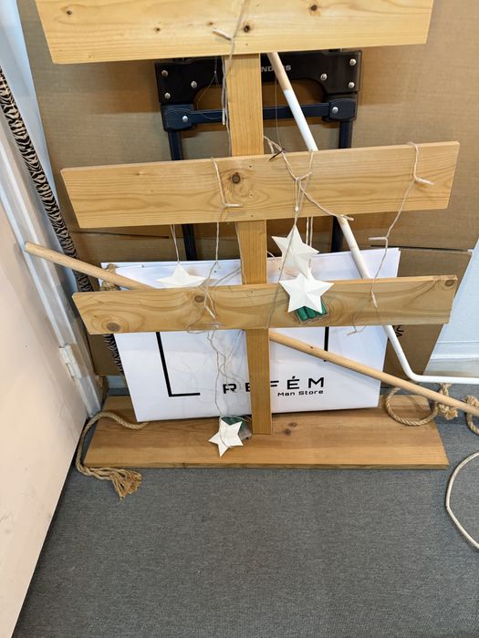 Arvore de natal de madeira