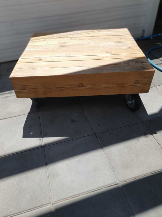 Stolik kawowy kołka do rusztowania