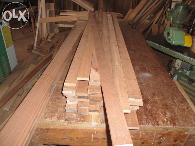 Guarnição de vão de porta mogno sapele