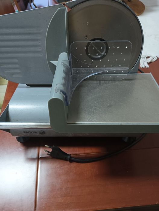 Cortadora de Fiambre carne64750934510723122