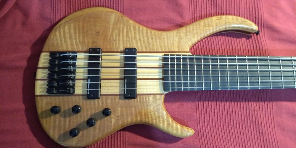 Gitara basowa 6-strunowa Harley Benton BZ-6000 NT Deluxe