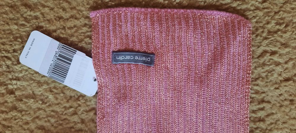 Szalik różowy dlugi pierre cardin nowy z metka