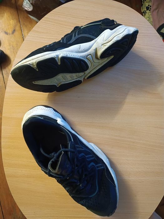 Buty Adidas ozweego 45 i 1/3