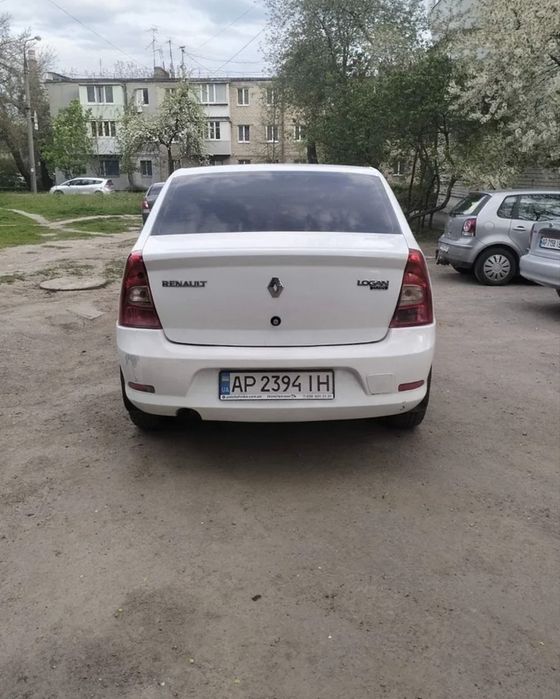 Рено логан 1.4 с документами