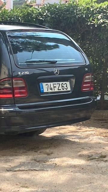 Mercedes-Benz E270 CDI (W210, 216) – Ano 2000