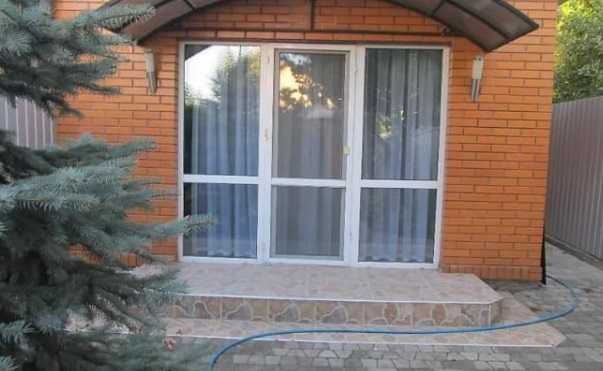 Півбудинку на Таращанському масиві