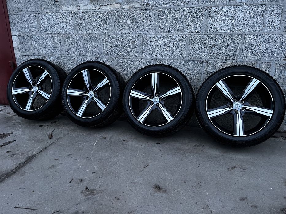Koła Zimowe R20 5x108 Volvo XC90 XC60 V90 R Design Opony 275/45/20