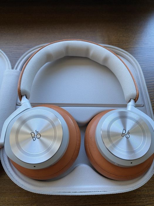 Bang  olufsen h 95