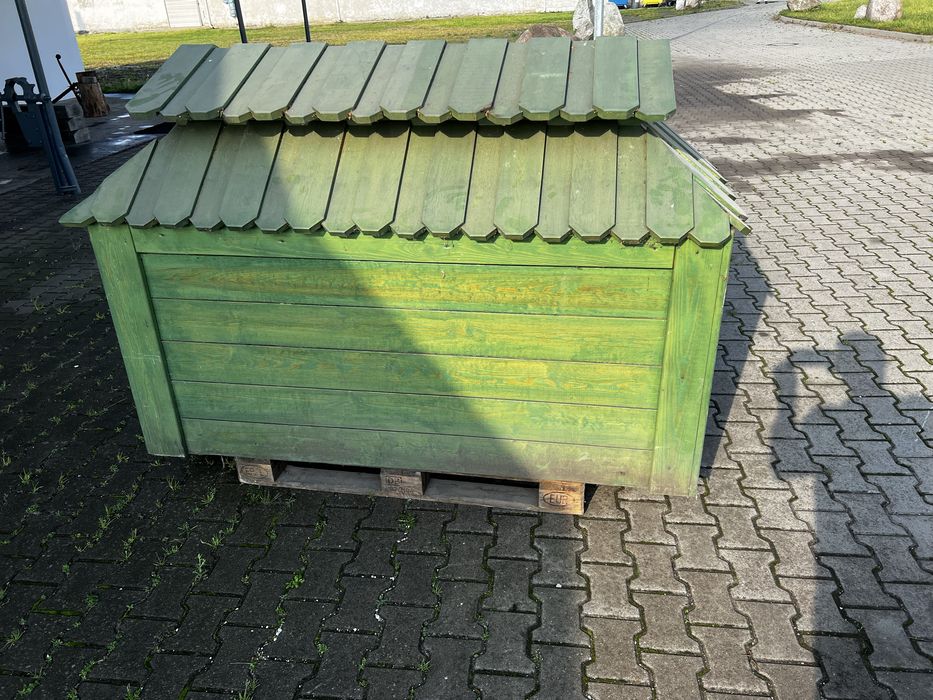 Buda dla psa komfortowa.