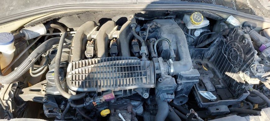 PEUGEOT 301 1,2 półoś lewa lub prawa