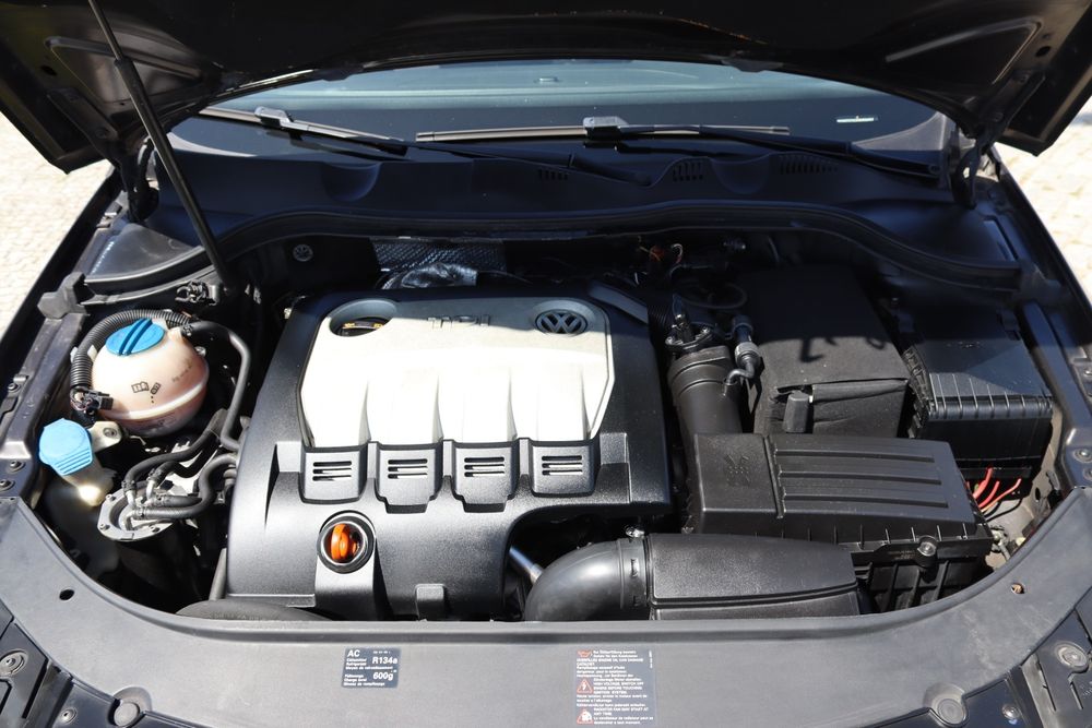 Carrinha Passat 2.0tdi 170cv — photo 2