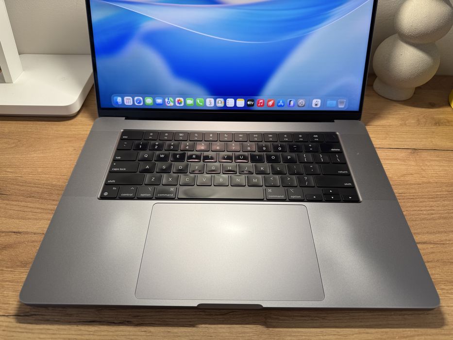 MacBook Pro 16’ 2021 M1 Pro 16GB 1TB SSD
