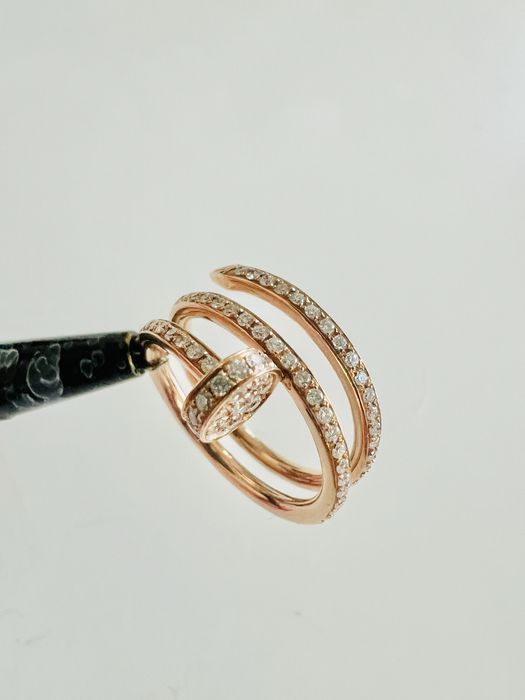 Золотое Кольцо Картье Гвоздь с бриллиантами 0.59 карат. Дубаи