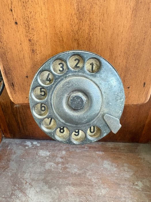 Telefone estilo antigo