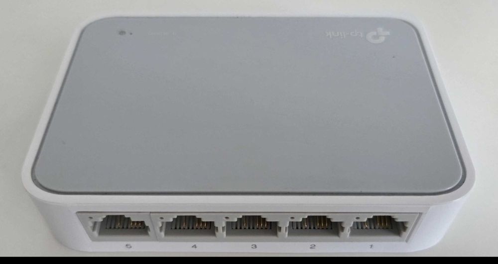 Switch TP-LINK TL-SF1005D (5 Portas Fast Ethernet - 100 Mbps)