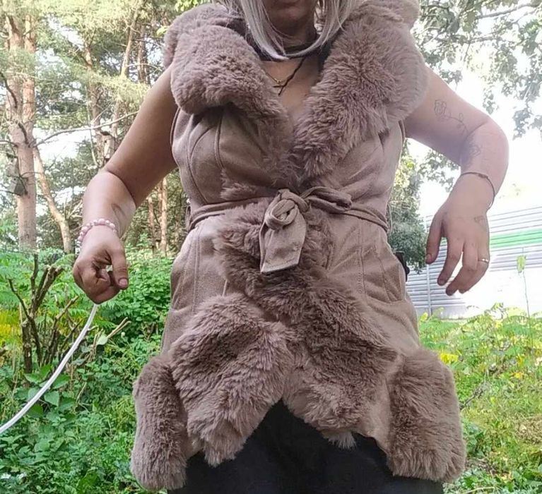 Bezrękawnik z futerkiem