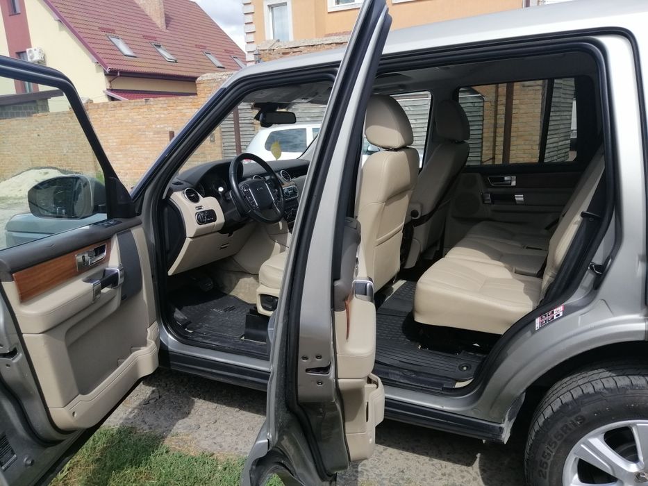 Продам land Rover discavery  4 HSE